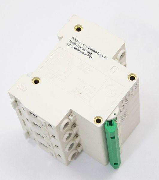 Автоматический выключатель постоянного тока 4-полюсный C 32A 6kA DC 1000V VCX XYDB7 4P DC C 32A фото